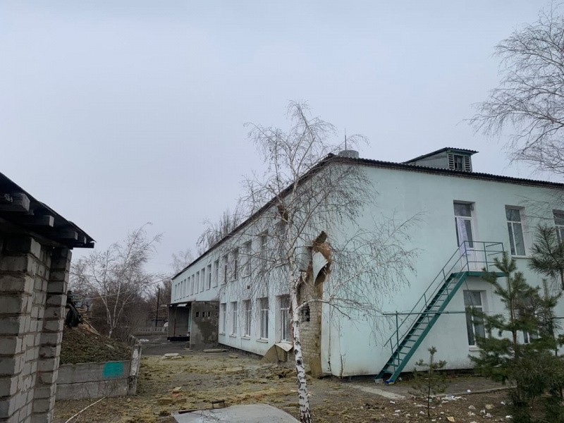 Обстрел детсада в Станице Луганской: Кулеба призвал партнеров немедленно отреагировать