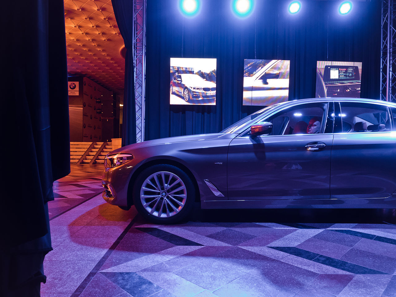 Autospace отпраздновал 20-летие и представил новый BMW 5 серии ®