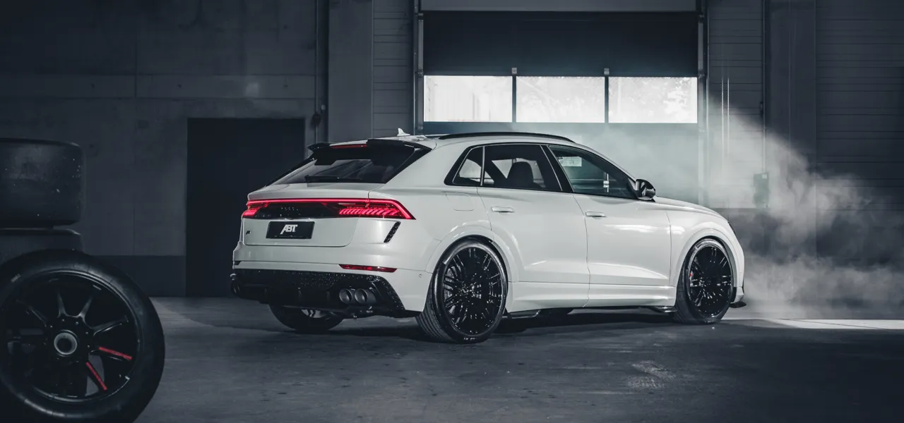 Представлен самый быстрый кроссовер Audi в истории