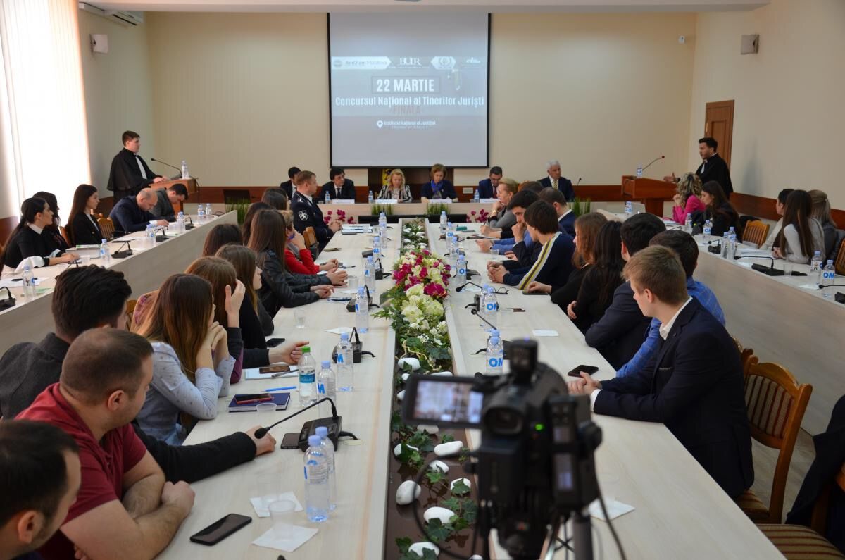 В Молдове прошел национальный конкурс молодых юристов ®