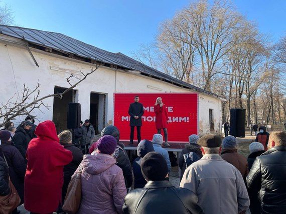 В Бельцах у здания суда проходит митинг сторонников Таубер