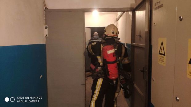 В результате пожара в многоэтажном доме на Рышкановке погибла женщина