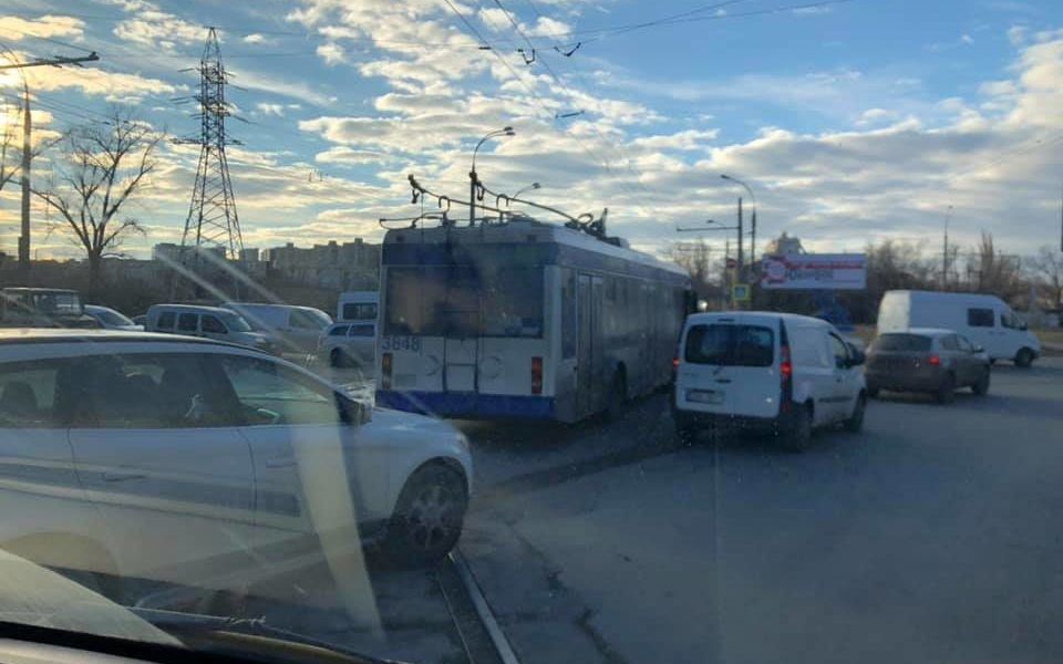 В центре столицы на одном участке дороги произошло два ДТП