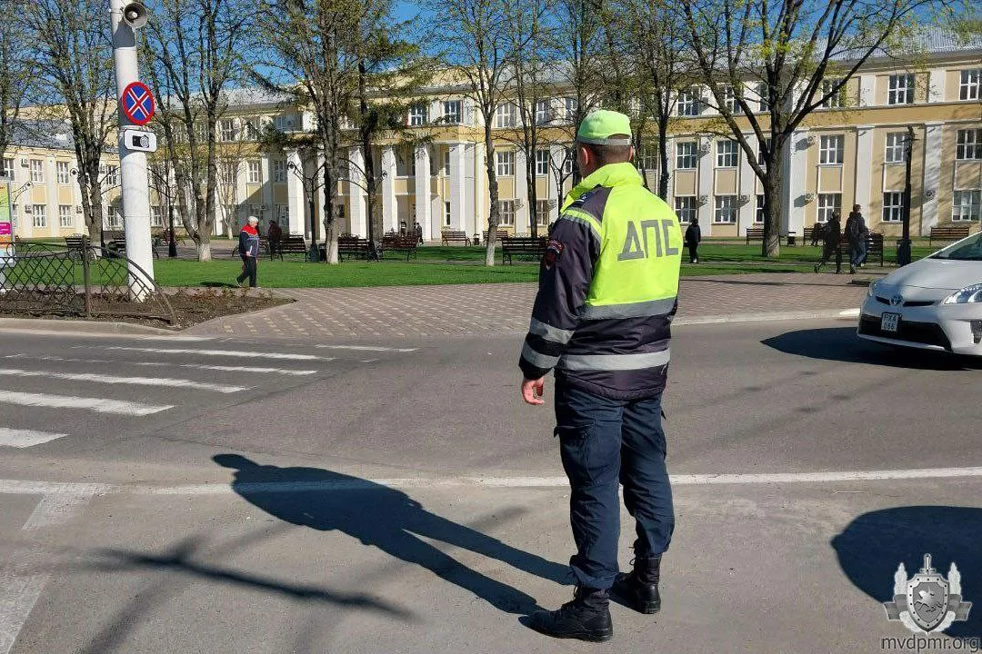 В Приднестровье угрожают "взорвать" 15 учебных заведений: прибыли саперы