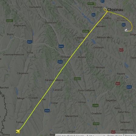 Elicopter filmat cum aterizează în centrul Capitalei. Cine ar fi pasagerul misterios