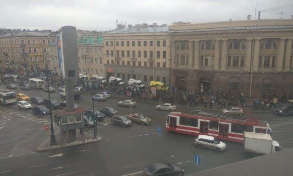 Explozie la metroul din Sankt Petersburg: cel puțin 10 morți