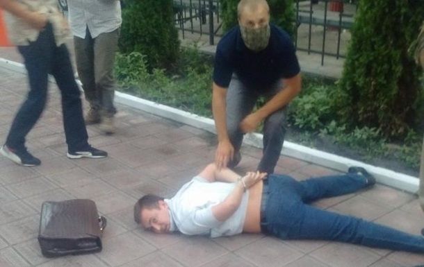 Адвокаты Платона настаивают, что их подзащитный является гражданином Украины