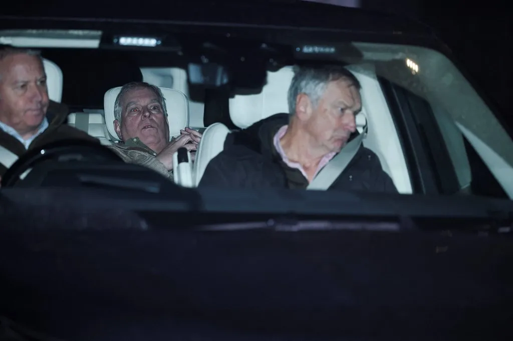 Fostul prinț Andrew, eliberat după 12 ore de interogatoriu în cazul Jeffrey Epstein