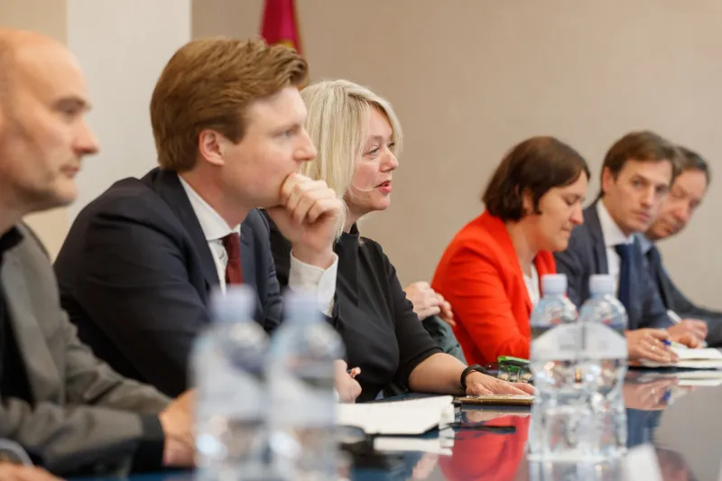 Санду провела встречу с делегацией парламента Королевства Нидерландов