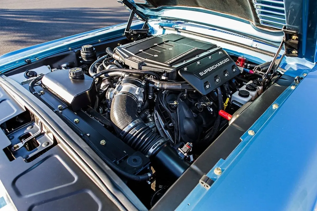 Культовый спорткар Ford 60-х вернули в производство