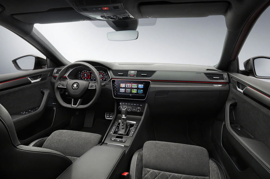 В Skoda сообщают о начале заказов на новый Superb iV