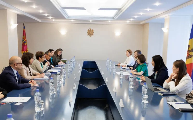 Глава государства провела встречу с президентом ЕБРР