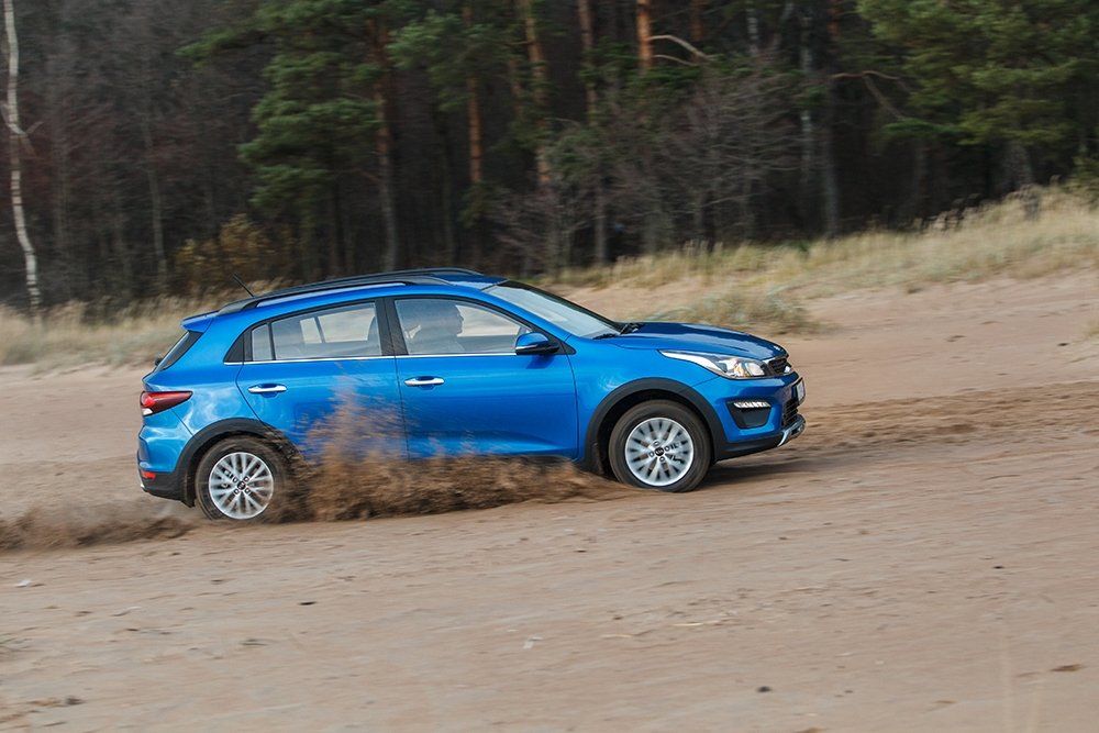 KIA Rio X-Line: Хэтчбек повышенной проходимости с клиренсом – 195 мм ®