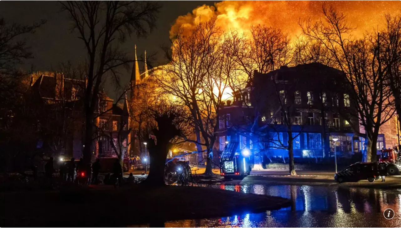 2e027dad4eb5e3d52e925290839250c8