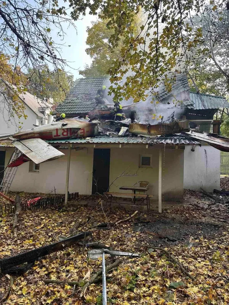 Un avion s-a prăbușit pe teritoriul unei baze de odihnă de la Vadul lui Vodă: O persoană a murit