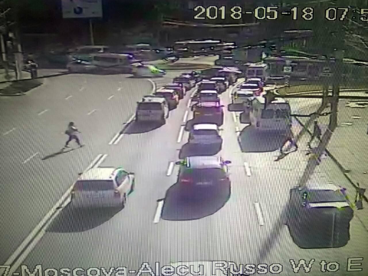 Служба InfoTrafic сообщила о ДТП и пробках в столице