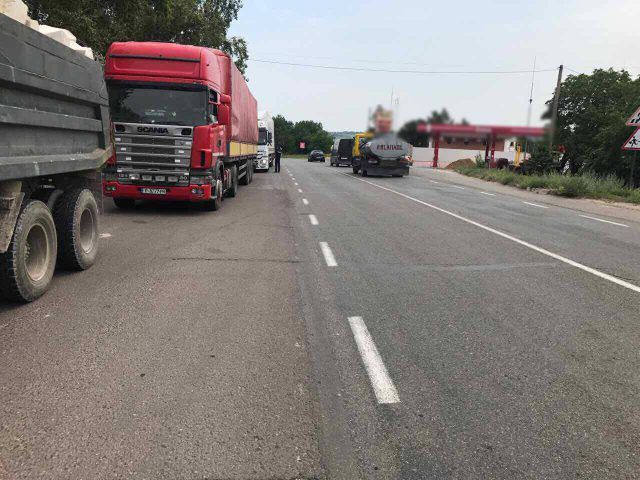 Полиция начала “охоту” на фуры, нарушающие запрет на въезд в Кишинев