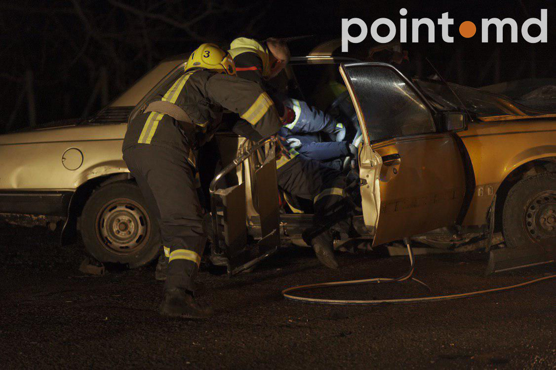 В Тараклии лоб в лоб столкнулись два автомобиля: есть погибший