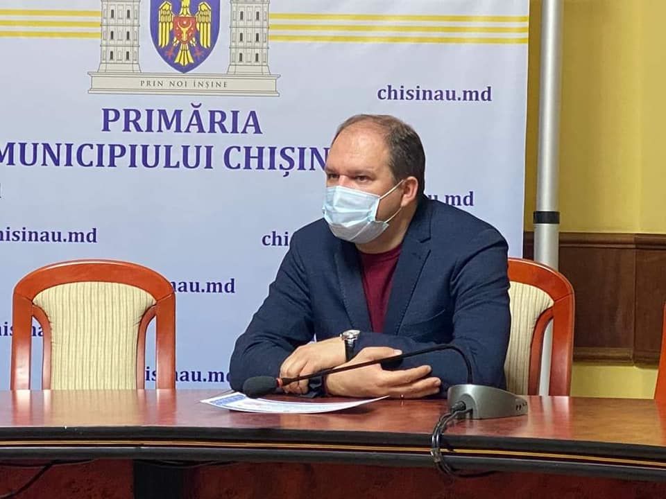 Чебан: Спортсмены Виктор Стерпу и Денис Виеру получили почетные дипломы