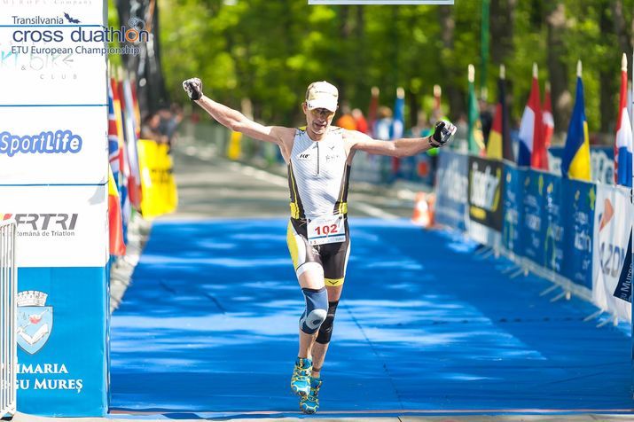 Юрий Осташин завоевал первое место на чемпионате Европы по дуатлону