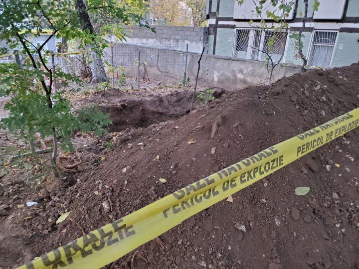 В столичном дворе обнаружили снаряд времен Второй мировой войны