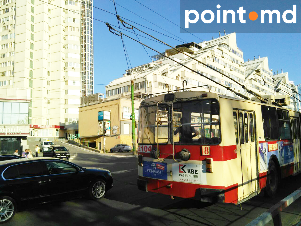 На Ботанике встали троллейбусы