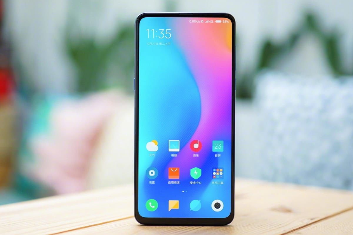 Xiaomi Mi 9 будет самым мощным смартфоном компании