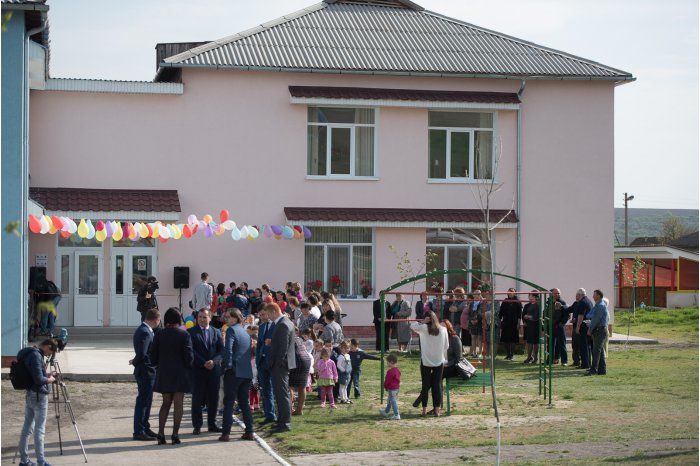 Детсад в Яловенском районе отремонтировали при помощи Румынии