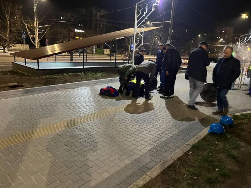 Подземный переход на Ботанике оказался залитым горячей водой