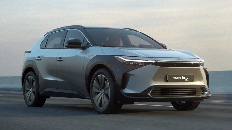Toyota официально представила свою первую «электричку»