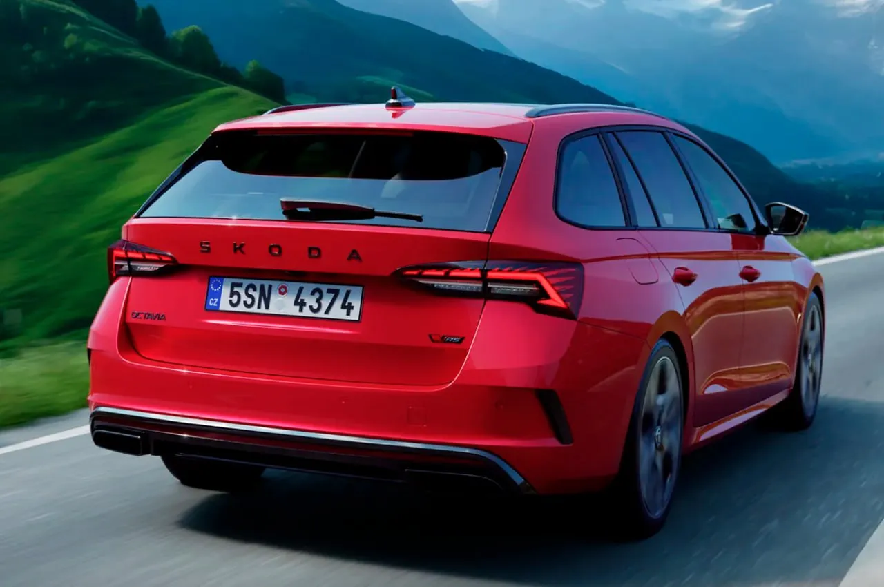 Самая мощная и быстрая Skoda Octavia поступила в продажу