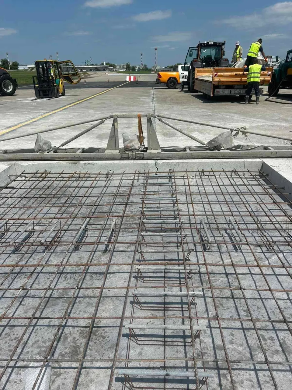 Pista de aterizare a Aeroportului Chișinău, redeschisă înainte de termen după reparații