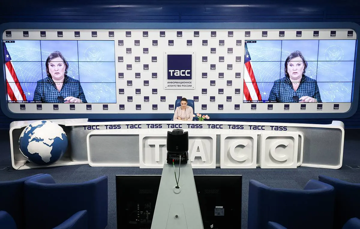 Нуланд: США не ищут конфликта с РФ, только хотят ее ухода из Украины