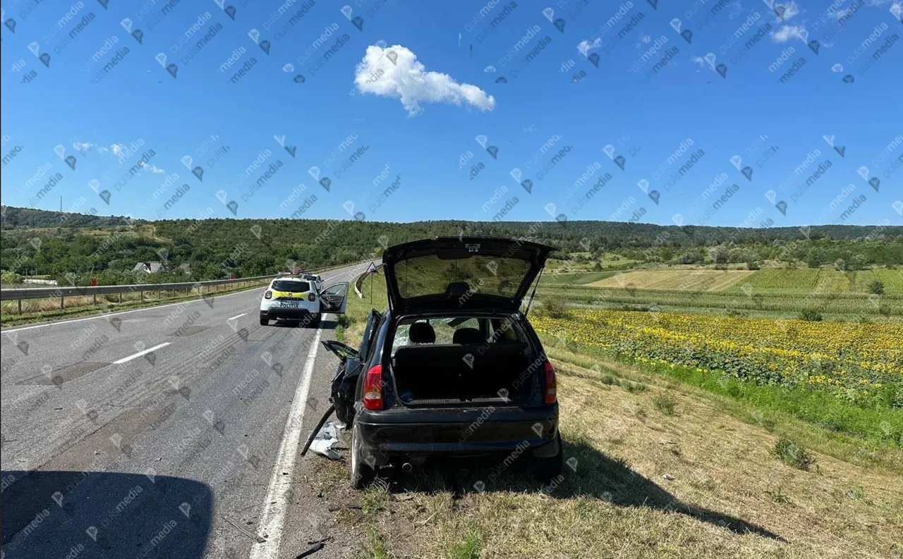 ДТП с участием автомобиля из Румынии произошло в Ниспоренах