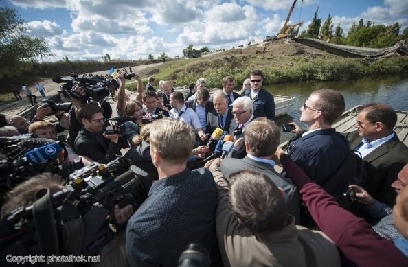 Главы МИД Германии и Франции прибыли на Донбасс
