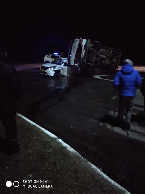 В результате аварии в Новых Аненах два человека госпитализированы