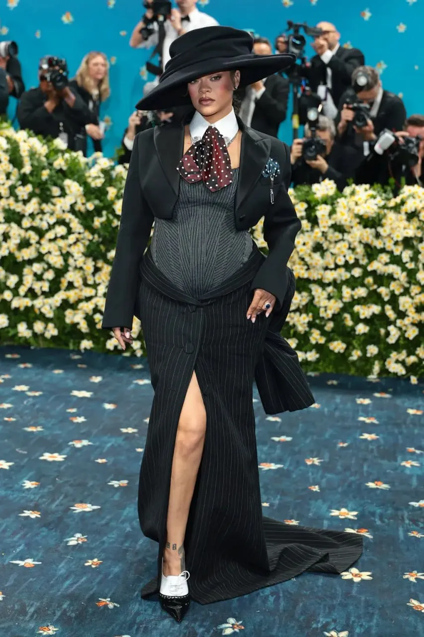 Rihanna este însărcinată pentru a treia oară