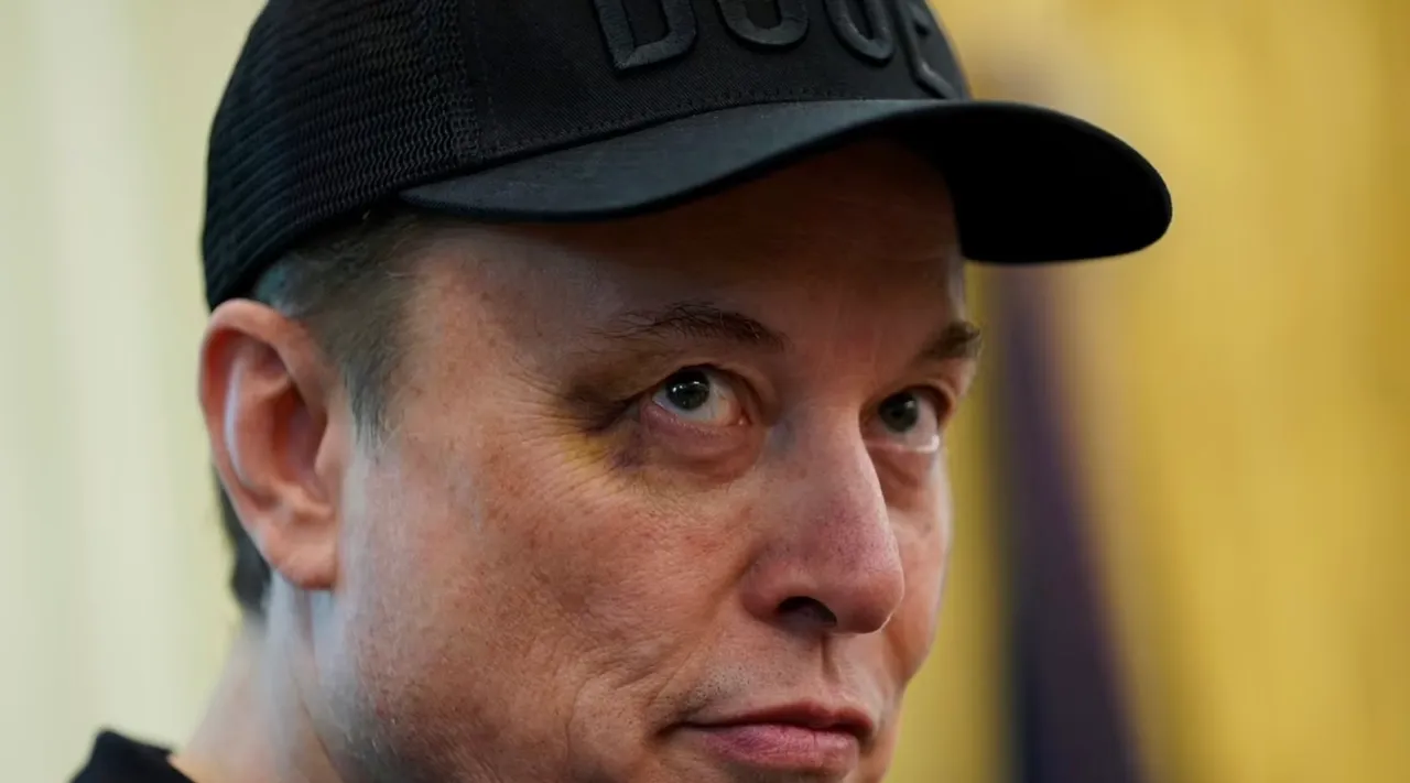 Musk a explicat originea vânătăii de sub ochi: S-a jucat cu fiul său X