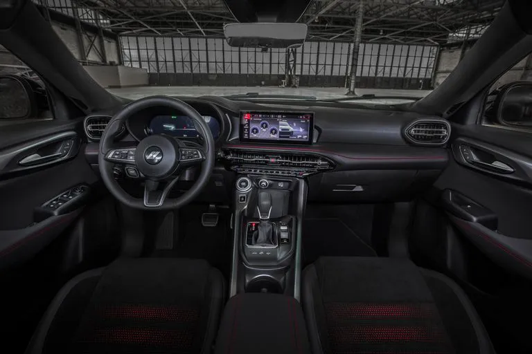 Dodge представит в 2023 году новый внедорожник Hornet