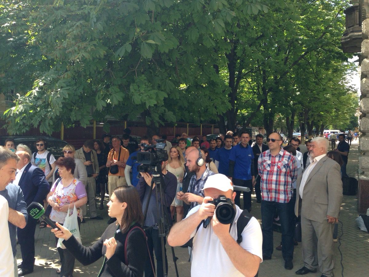 Жители Кишинева собрались на протест с требованием отставки мэра