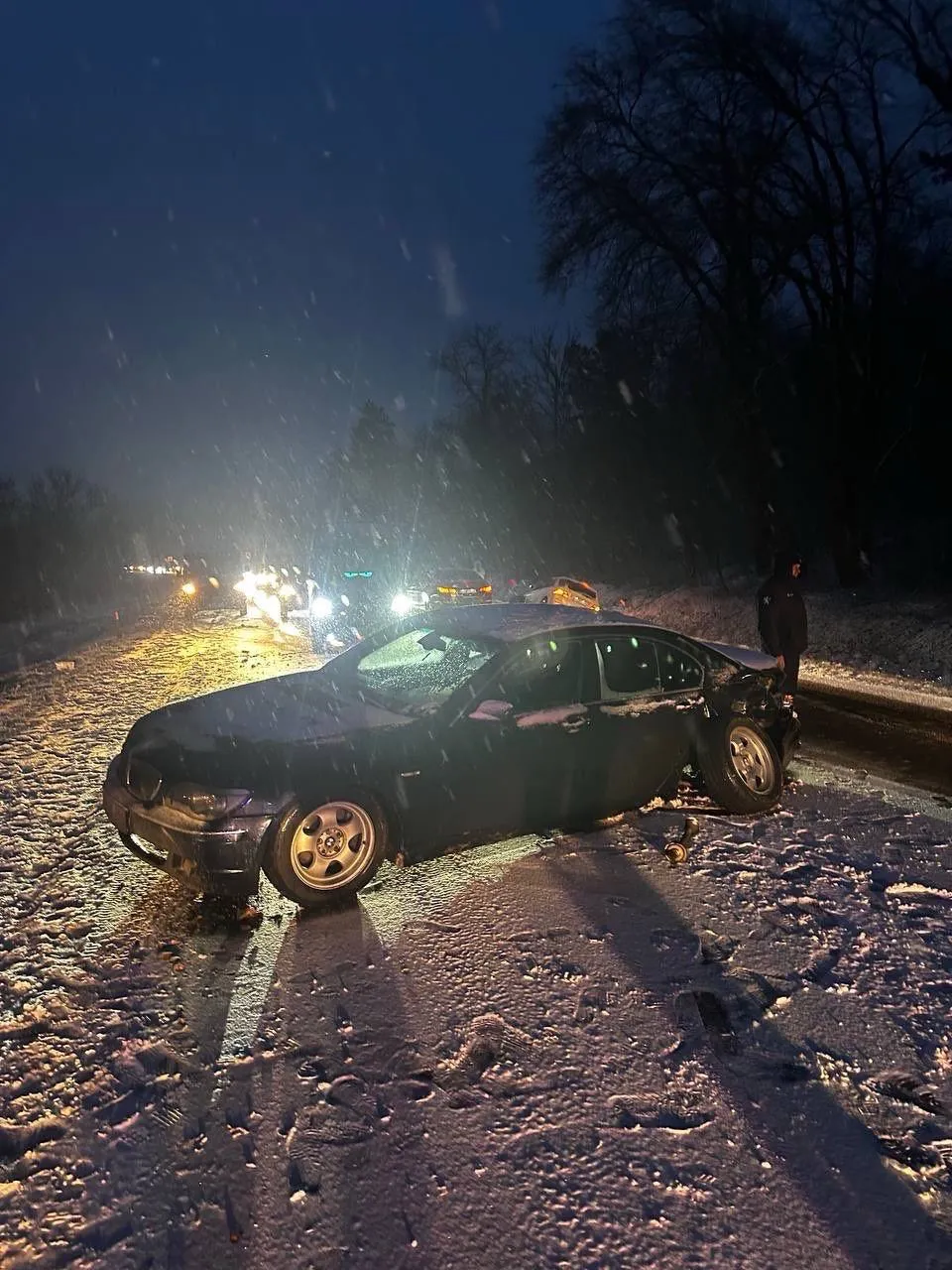 Mașinile derapează pe șosele: Poliția îndeamnă șoferii să fie prudenți