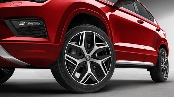 Seat представил спортивную версию кроссовера Ateca