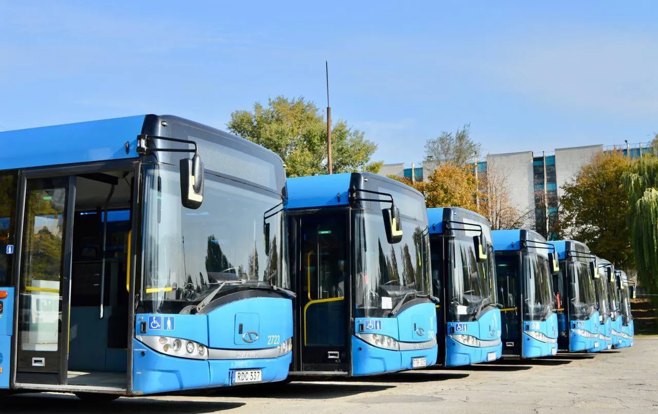 В Кишинёв доставили первую партию автобусов Solaris Urbino