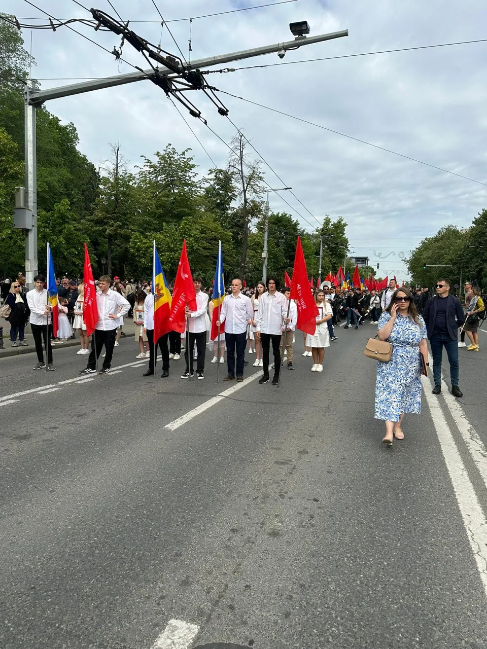 Некоторые политики и граждане замечены с георгиевской ленточкой