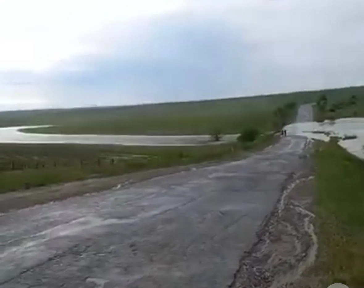 Traseul Vulcănești-Slobozia Mare, inundat: Circulația rutieră este îngreunată