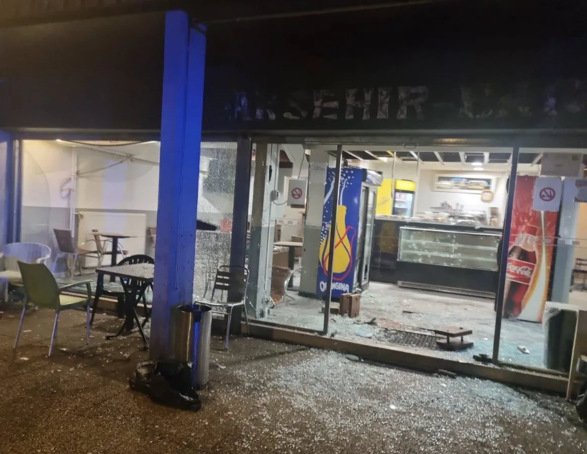 Во Франции мужчина взорвал гранату в баре: есть пострадавшие