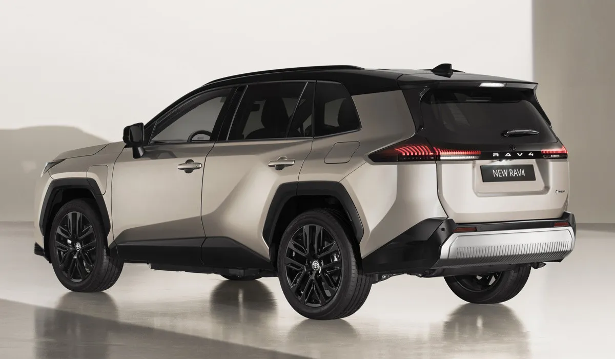 Noua generație Toyota RAV4: Doar versiuni hibride
