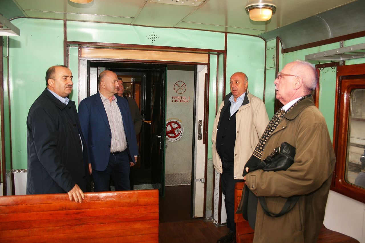 Жители севера Молдовы получат дизель-поезд, отремонтированный ГП "ЖДМ"