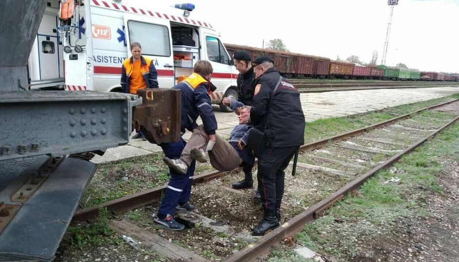 Полиция просит помощи в установлении личности мужчины