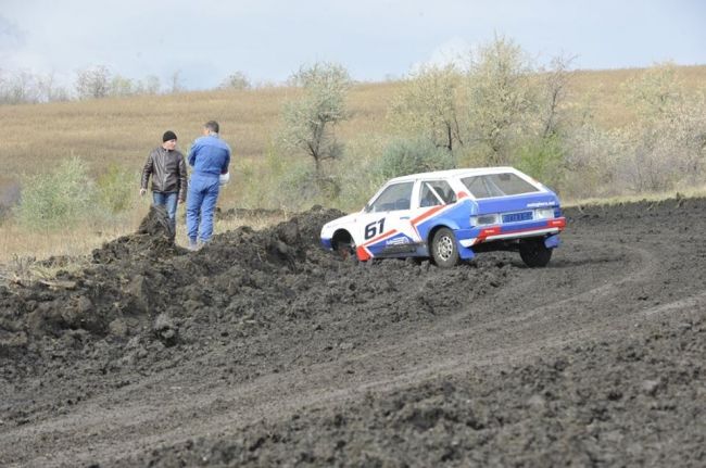 Прошли тестовые заезды пятого тура чемпионата Молдовы по автокроссу